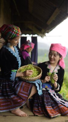 cô gái mông sìn hồ