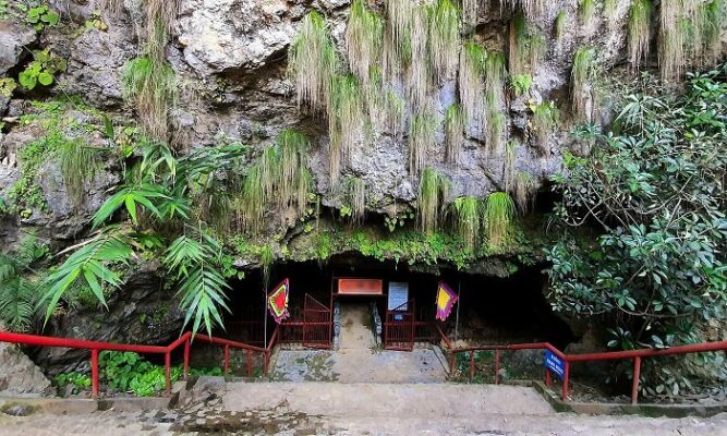 Động Tiên Sơn - Du lịch tâm linh