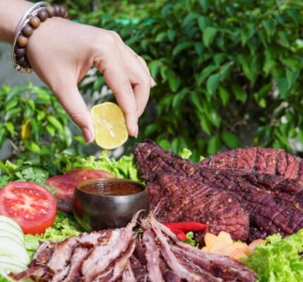 Món quà Tết ý nghĩa từ Combo tứ vị Tây Bắc (800g)