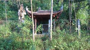 Một góc di tích hang Nậm Tun