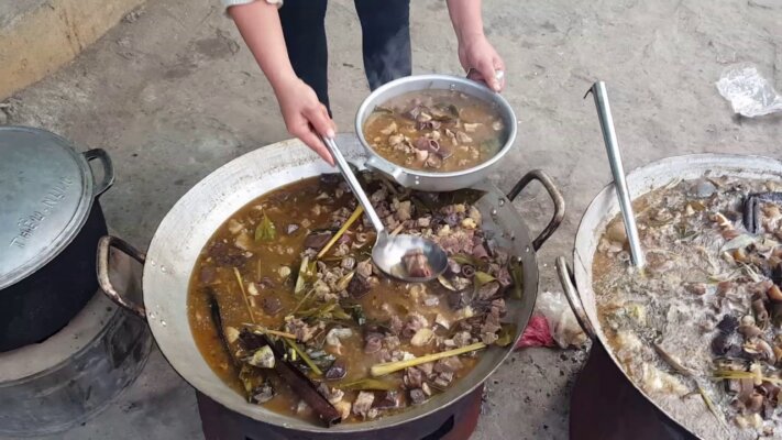 Thắng cố Bắc Hà