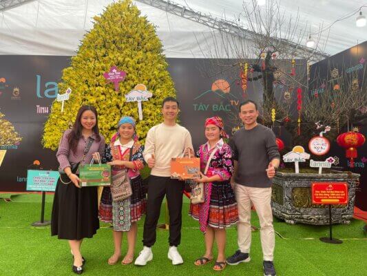 Tây Bắc TV tham gia trưng bày hoa tết tại Hà Nội