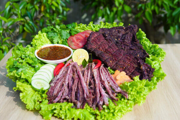 Thịt trâu gác bếp Tây Bắc
