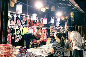Khám phá chợ đêm Mộc Châu