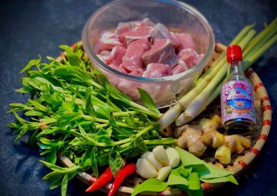 Bê chao tỏi Bê chao tỏi Mộc Châu Món ngon khó cưỡng
