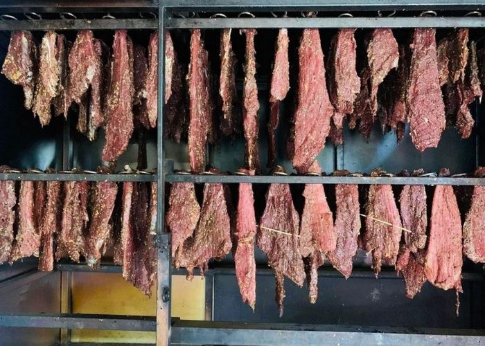 Cách ướp thịt lợn gác bếp