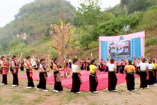 Lễ hội dân tộc Thái: Cầu mưa Lễ hội dân tộc Thái: Cầu mưa