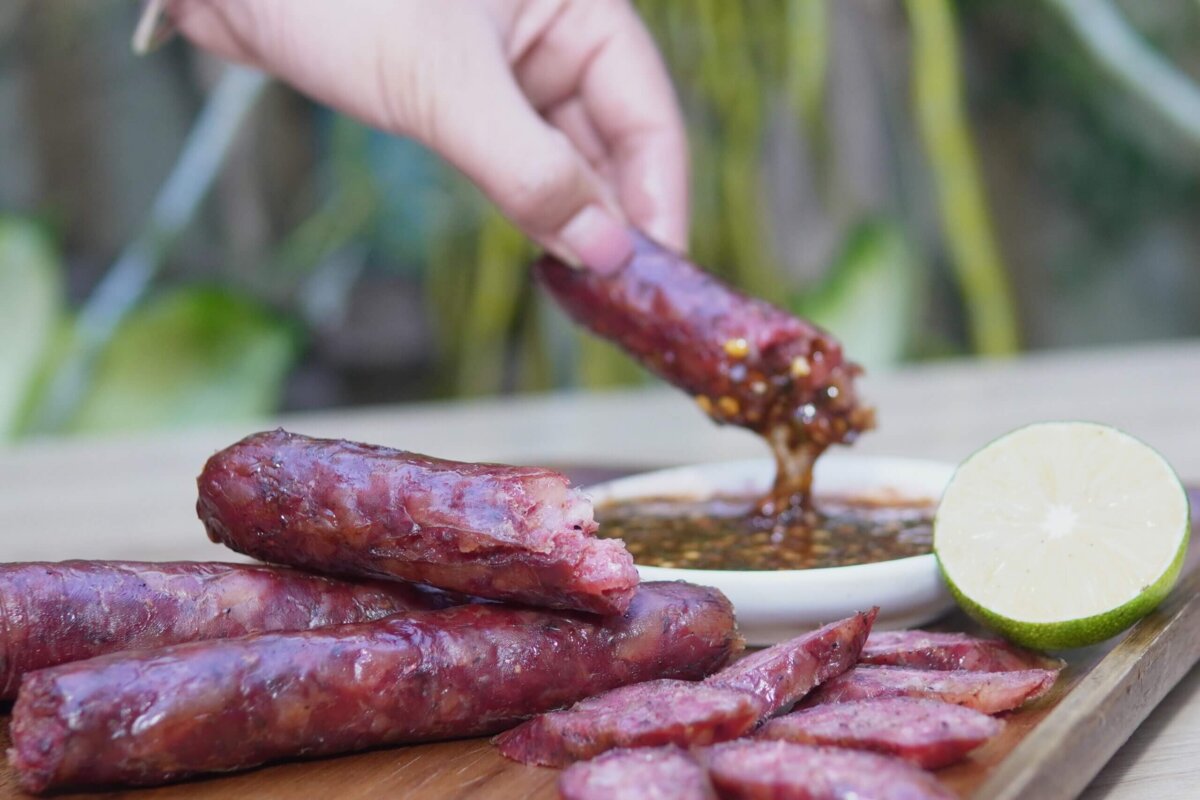 Cách làm lạp sườn Tây Bắc siêu dễ