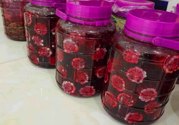 1 kg ngô tím ngâm bao nhiêu lít rượu