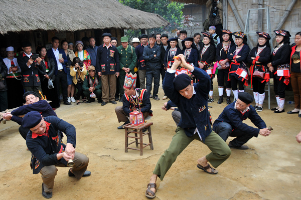 Lễ hội truyền thống của người Dao Lễ hội truyền thống của người Dao