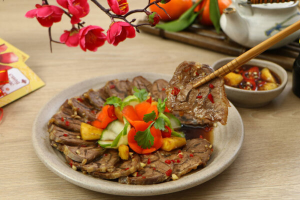 Chế biến món ăn từ thịt bò Tây Bắc Chế biến món ăn từ thịt bò Tây Bắc