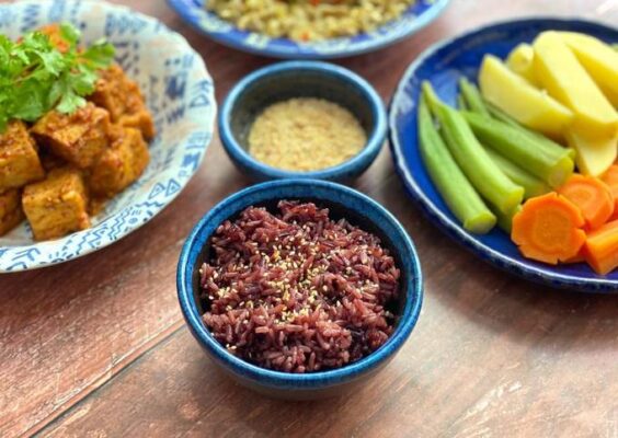 Gạo tẻ nương tím, đặc sản Tây Bắc với hương vị độc đáo