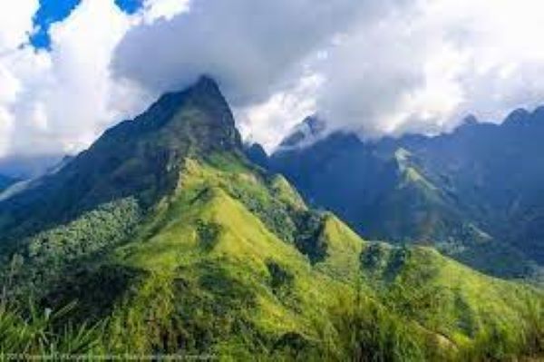 Đỉnh núi Tây Côn Lĩnh