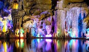 Động Đá Bạc ở đâu