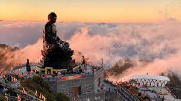 Địa điểm du lịch tâm linh bậc nhất Tây Bắc
