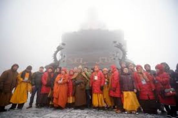 Lễ đức phật A Di Đà