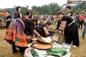 Lễ hội của người Mông