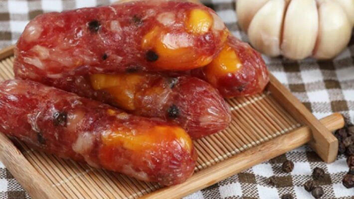 Mách bạn cách làm lạp xưởng Tây Bắc