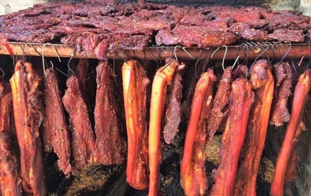 Thịt ba chỉ hun khói