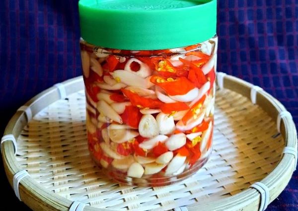 Cách làm tỏi giấm ớt Cách làm tỏi giấm ớt