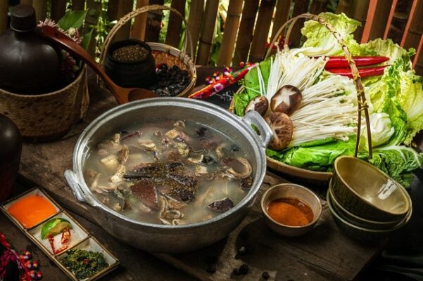 cách nấu lẩu ngựa