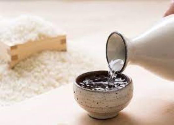 Rượu hòa giấm trắng