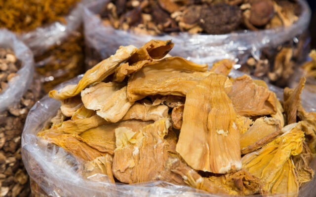 5 thực phẩm không nên ăn nhiều trong ngày tết