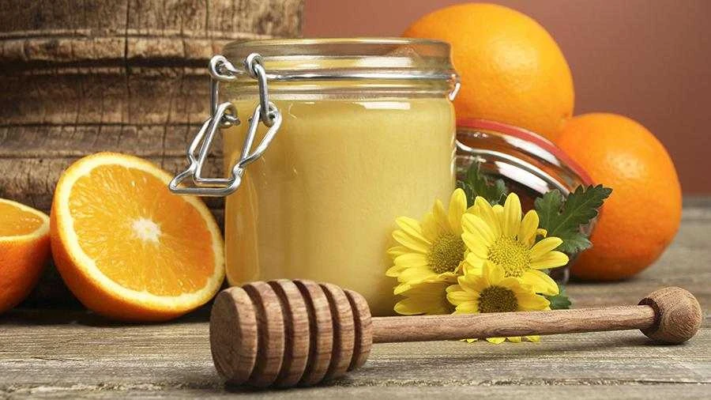 Sữa ong chúa là gì và lợi ích của sữa ong chúa