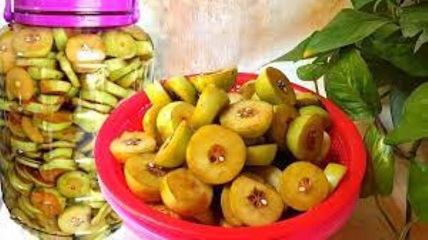 Công dụng của nước táo mèo ngâm đường