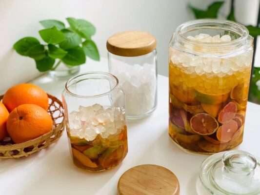 Mật ong ngâm chanh đào