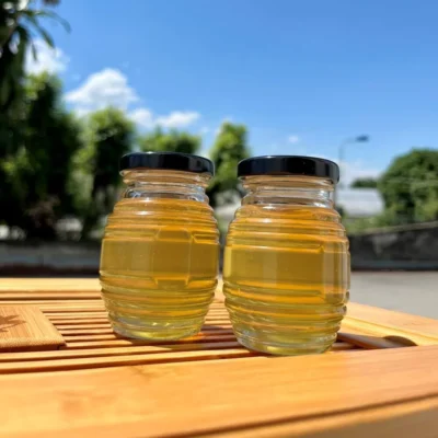 Tác dụng kỳ diệu của gừng đen ngâm mật ong. Gừng đen và mật ong là hai thành phần tự nhiên được sử dụng trong nhiều thực phẩm và đồ uống.