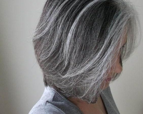 Cách chữa tóc bạc sớm tại nhà