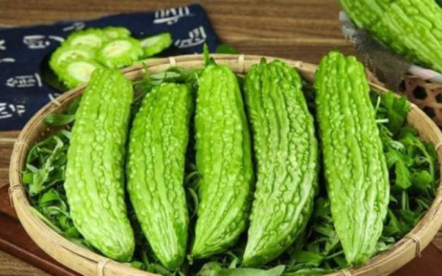 Mướp đắng kỵ với thực phẩm nào bạn biết chưa