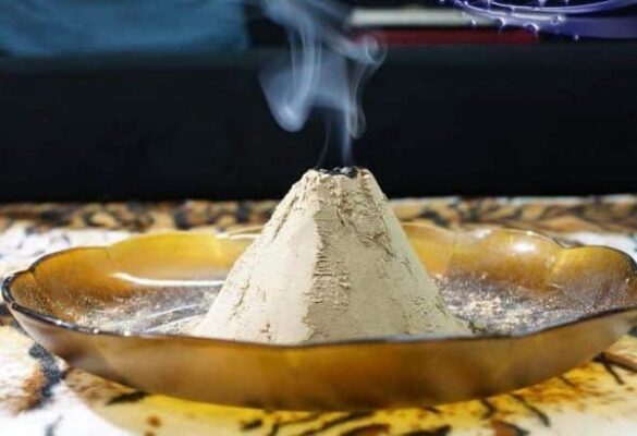 Dùng bồ kết nướng để xông không khí