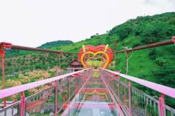 Câu kính tình yêu