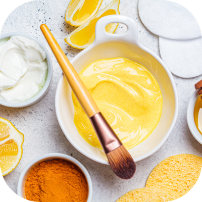 Mặt nạ lòng đỏ trứng gà với bột nghệ