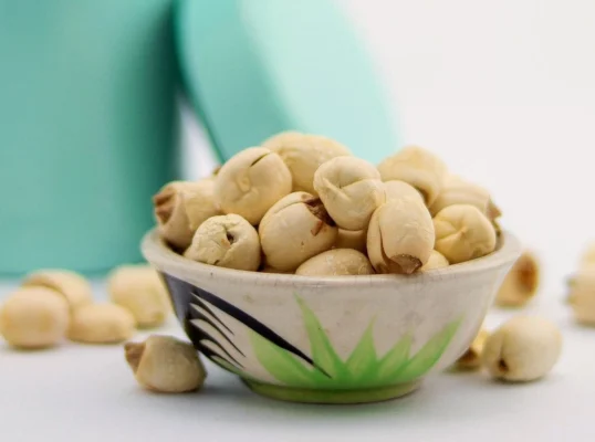 Vị thuốc từ hạt sen có thể bạn chưa biết