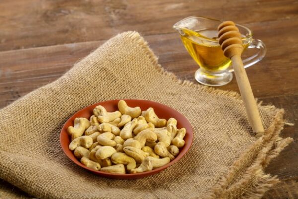 Công dụng và giá trị dinh dưỡng của hạt điều