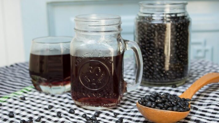 Người tiểu đường có nên uống đậu đen rang