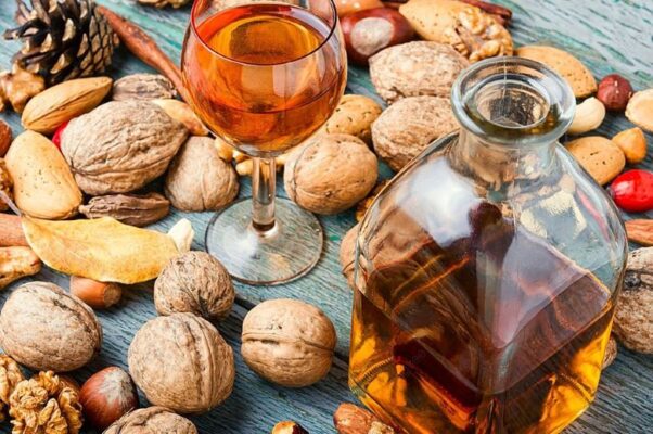 Hướng dẫn cách làm quả óc chó ngâm rượu cực đơn giản