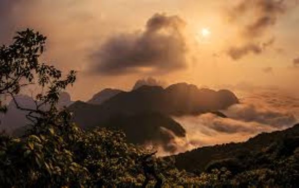 Khám phá đỉnh núi Ngọc Linh