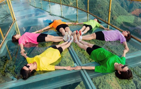 Khu du lịch Cầu Kính Rồng Mây Sapa