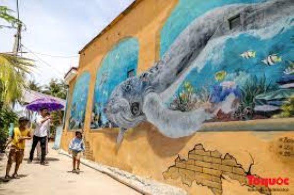 Làng bích họa ở Đảo Lý Sơn