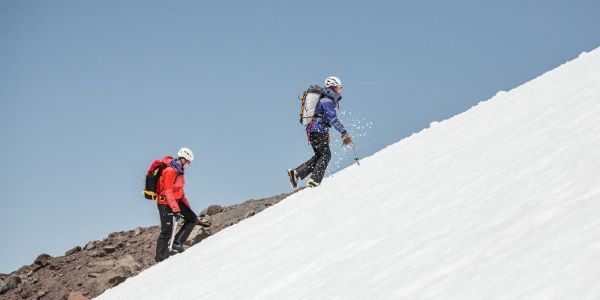 Xu hướng du lịch leo núi ở Việt Nam hiện nay