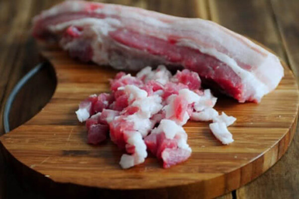 Nguyên liệu làm lạp sườn gác bếp Tây Bắc