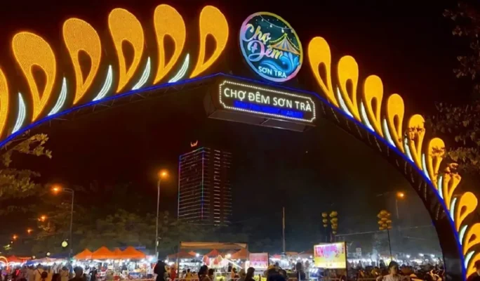 Hấp dẫn chợ đêm Sơn Trà Đà Nẵng