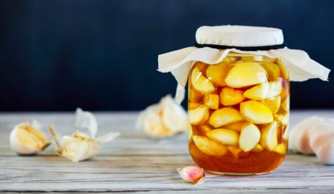 Tỏi ngâm mật ong uống vào lúc nào là tốt nhất