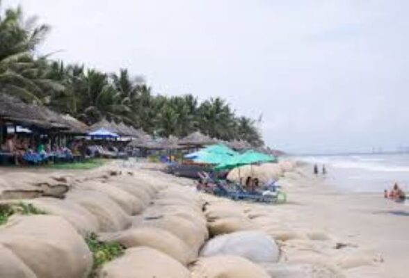 Bãi biển Cửa Đại ở đâu?