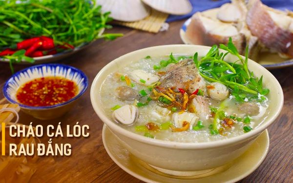Đặc sản cháo cá lóc rau đắng