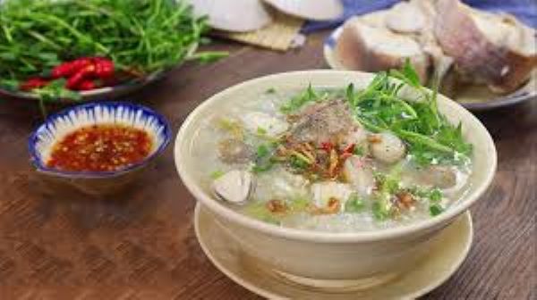 Đặc sản cháo cá lóc rau đắng
